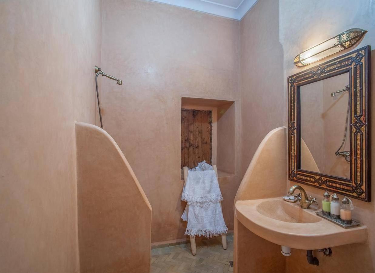 Riad Lakouas Marrakesh Exterior photo